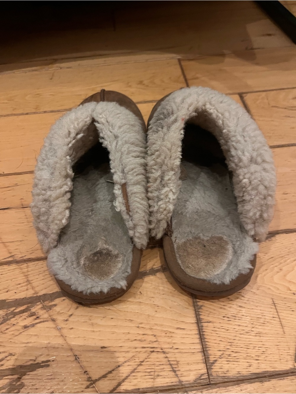 UGG Brown slippers - Picture 6 of 6